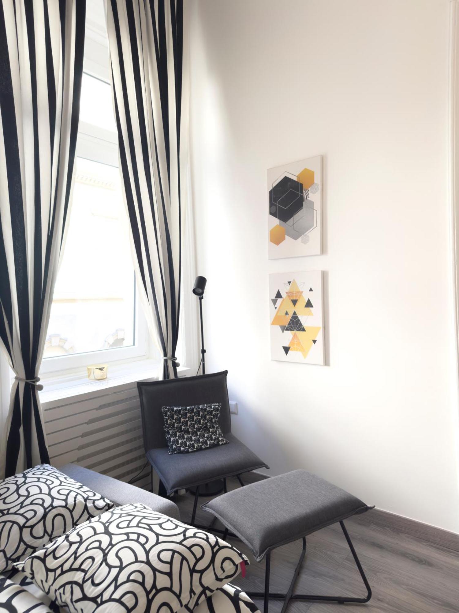 R&R Central Apartment Budapest Ngoại thất bức ảnh