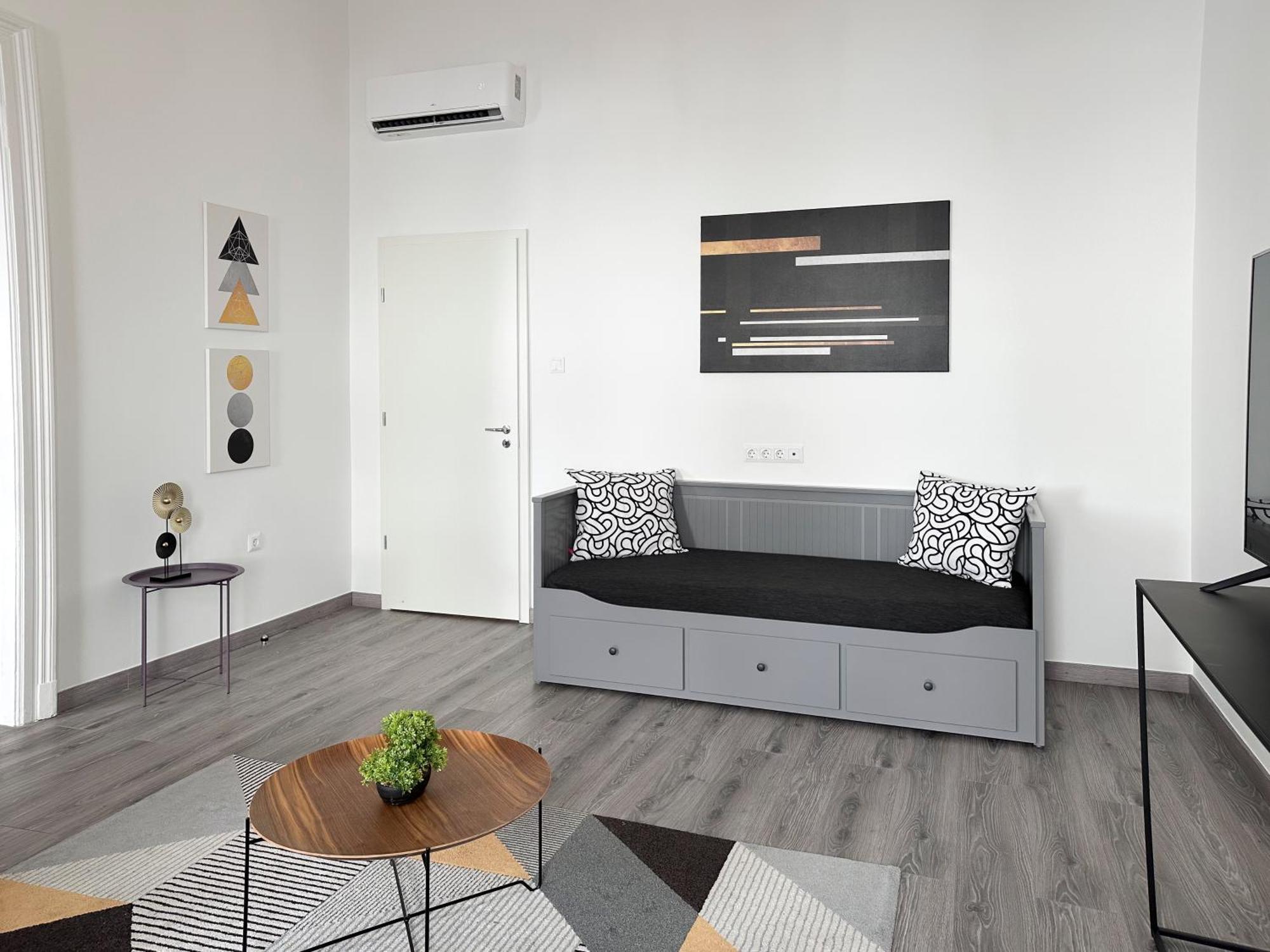 R&R Central Apartment Budapest Ngoại thất bức ảnh
